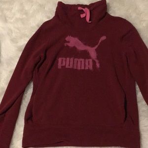 Super cute maroon and pink puma sweatshirt!!